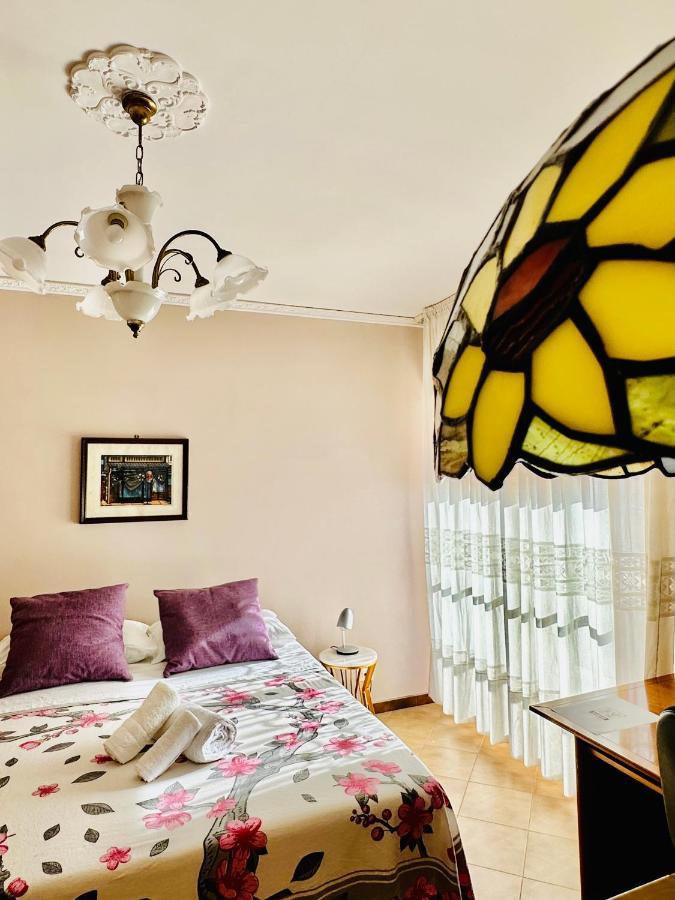 Attico Milanti - Parcheggio Privato Apartman Trapani Kültér fotó